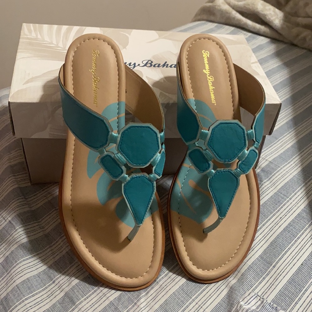 Sandals new and beautiful! - Picture 3 of 5